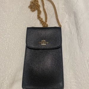 Coach cell phone/ wallet on chain